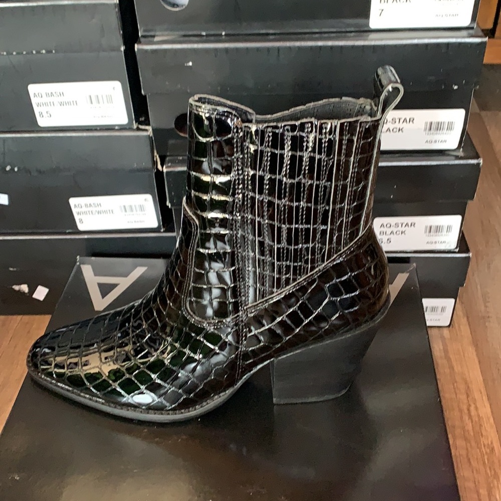 Aqua Womens Star Patent Block Heel Ankle Boots - Picture 5 of 9
